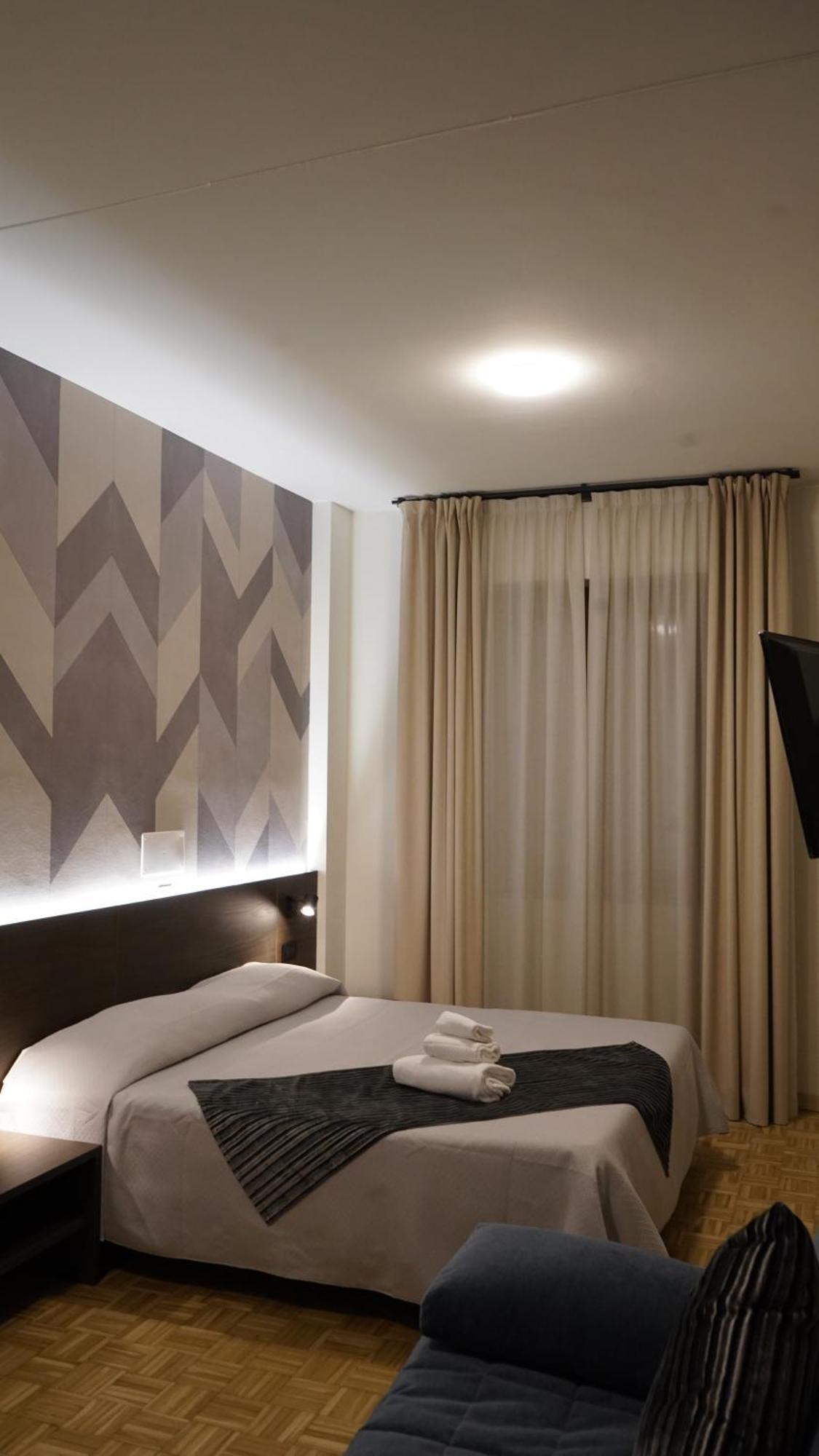 Hotel Astoria Fidenza Exteriér fotografie