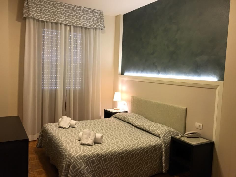Hotel Astoria Fidenza Exteriér fotografie