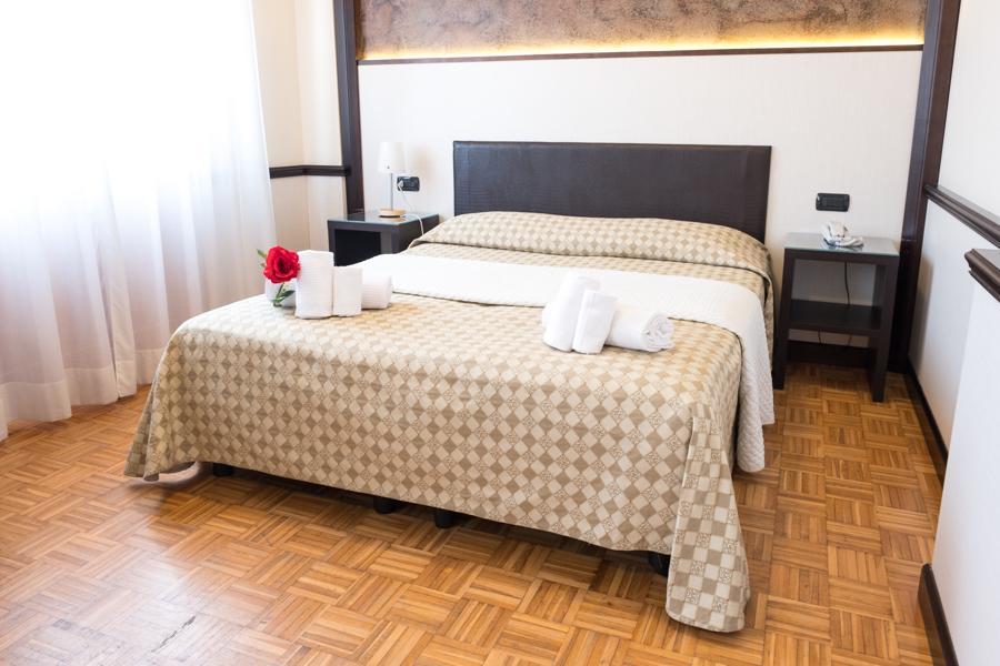 Hotel Astoria Fidenza Exteriér fotografie